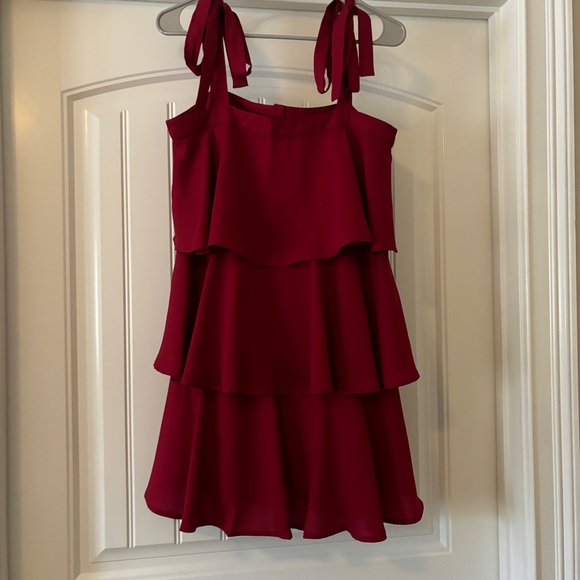 entro Dresses & Skirts - Entro tiered dress